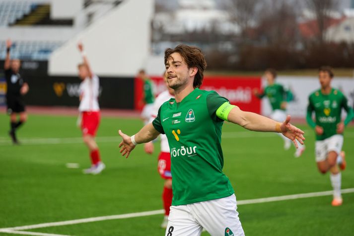 Viktor Karl Einarsson og félagar fá að ferðast til Vestmannaeyja um helgina en enn er óvíst hvernig.