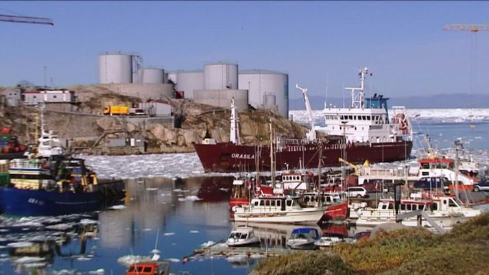 Frá höfninni í Ilulissat við Diskó-flóa á vesturströnd Grænlands.