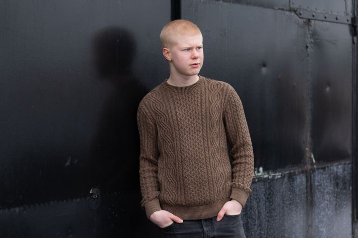 Á fáum árum hefur Gauti farið í gegnum nær öll úrræði sem íslenska heilbrigðis- og barnaverndarkerfið býður ungmennum með geð- og fíknivanda.