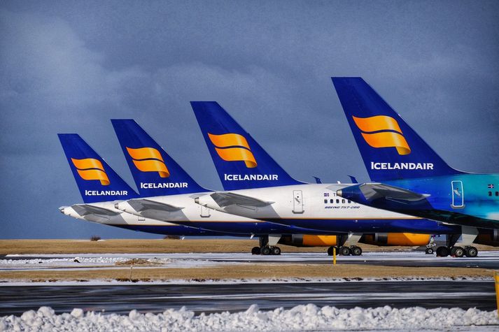 Flugvélafloti Icelandair er nú að mestu aðgerðarlaus eins og floti flestra annarra flugfélaga í heiminum. Félagið hefur leitað til bankastofnana um endurfjármögnun félagsins.