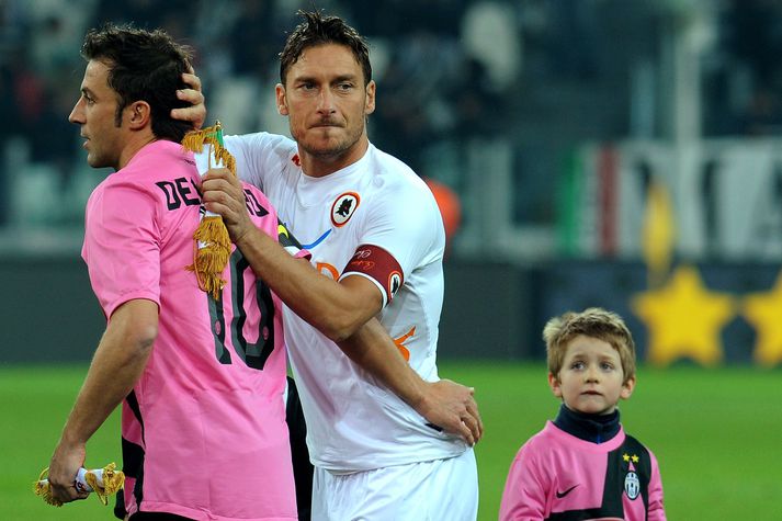 Alessandro Del Piero og Francesco Totti voru gulldrengirnir í ítalska boltanum í kringum aldamótin.