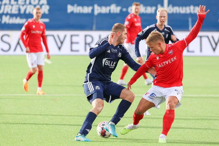 Hart barist í leik kvöldsins sem fór fram á Origo vellinum að Hlíðarenda