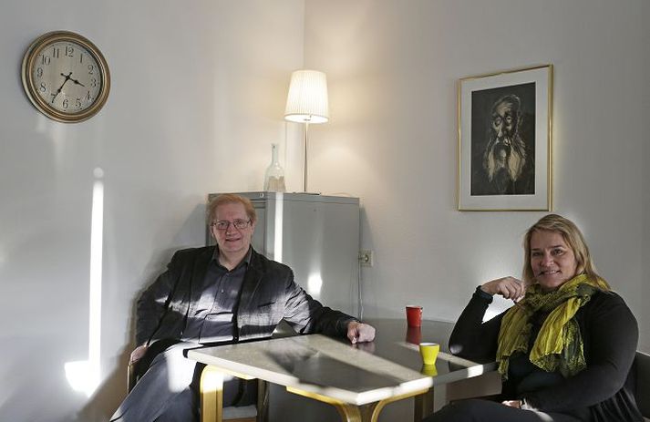 Þórsteinssjóður styrkir rannsókn Hönnu Bjargar Sigurjónsdóttur dósents og Knúts Birgissonar doktorsnema á möguleikum blindra og sjónskertra til háskólanáms.Fréttablaðið/Valli