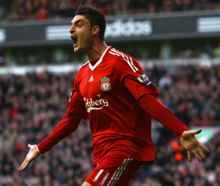 Albert Riera kallar Liverpool ekki sökkvandi skip í dag heldur dásamar klúbbinn.