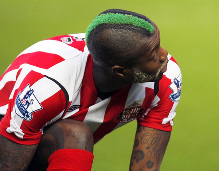 Djibril Cisse skartaði þessari glæsilegu hárgreiðslu í leik Sunderland og Hull í dag.