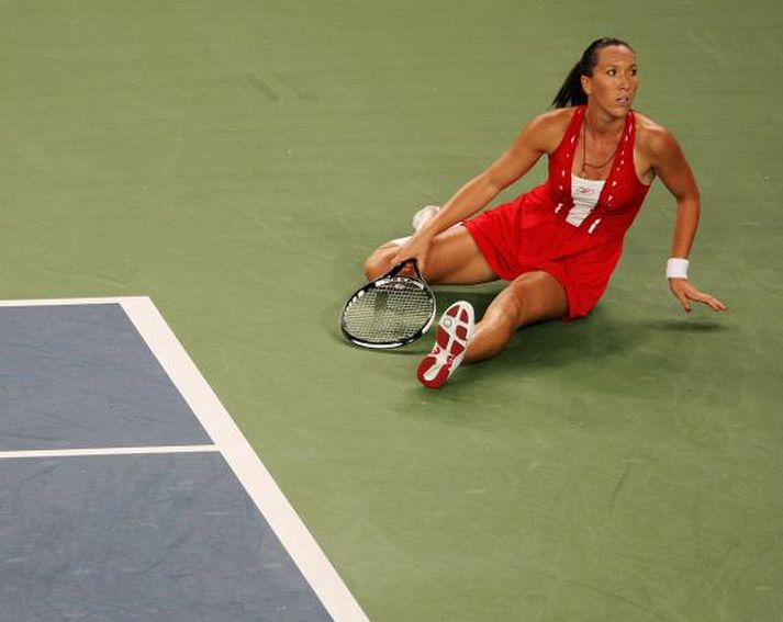 Jelena Jankovic var skiljanlega ansi súr eftir tapið í dag.