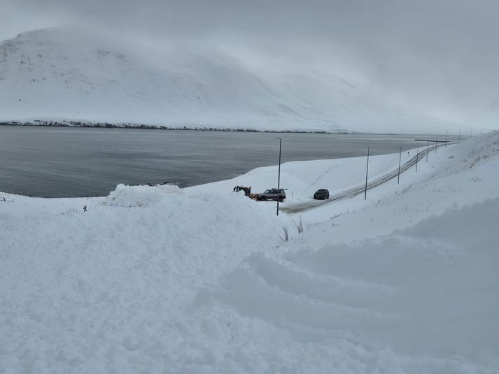 Snjóflóð féll við Siglufjörð í nótt.