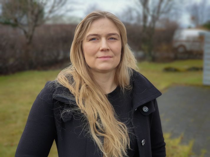 Helga Einarsdóttir rannsóknarlögreglukona hjá Kynferðisbrotadeild lrh og lögfræðingur telur þörf á skýrari refsiákvæði gegn myndrænu kynferðisofbeldi.