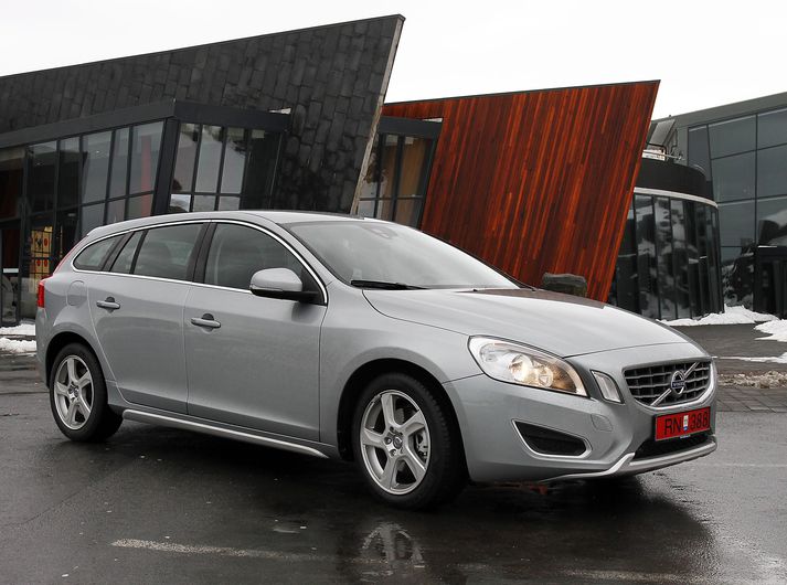 Árið 1988 keypti Brimborg Volvo umboðið á Íslandi og gerðir voru samningar um einkaumboð Brimborgar fyrir Volvo á Íslandi. Við það stórjukust umsvif fyrirtækisins.
