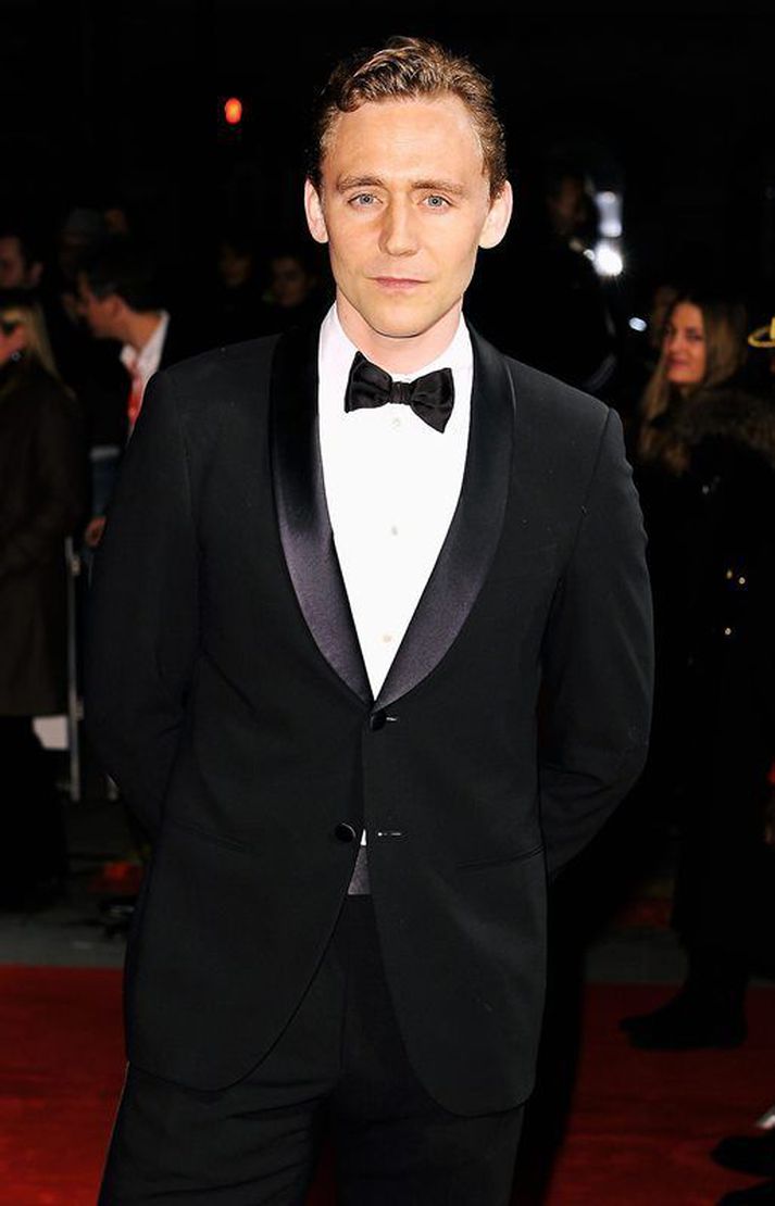 Leikarinn Tom Hiddleston getur brugðið sér í hlutverk prúðuleikaranna Svinku og Kermits.