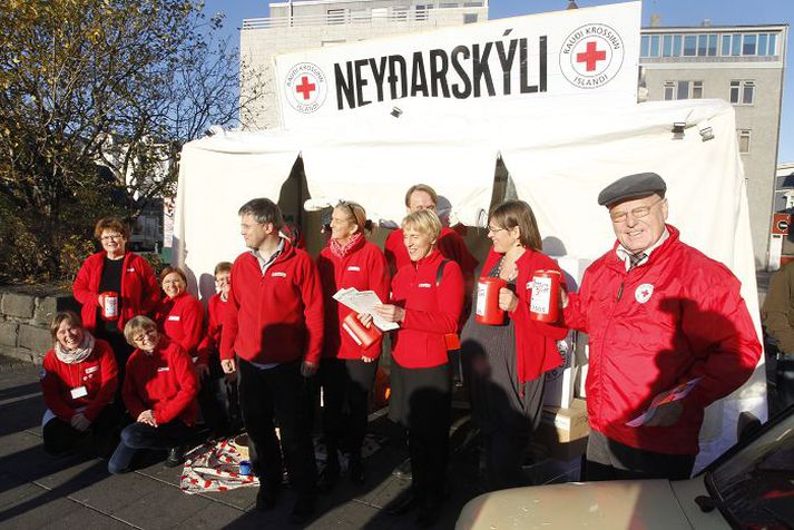 Gengið til góðs Í átaki Rauða kross Íslands tekur fjöldi sjálfboðaliða þátt
