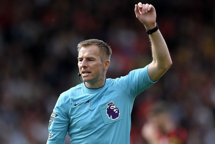 Michael Salisbury verður ekki VAR-dómari á leik Liverpool og Arsenal á Anfield í dag.