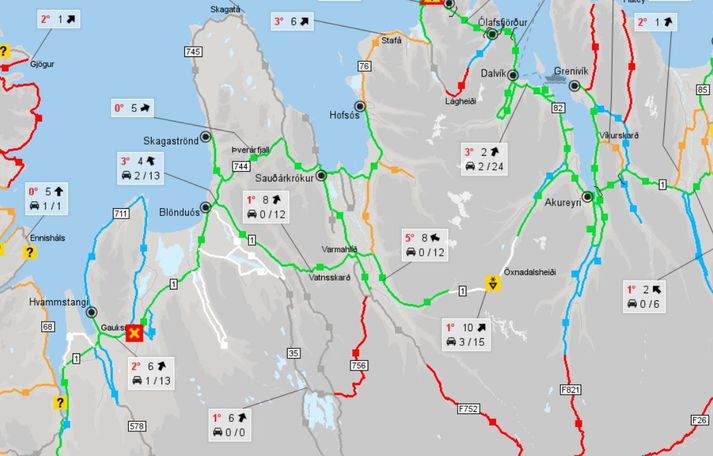 Vegurinn er lokaður þar sem merkt er X á kortið.