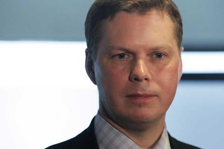 Kjartan Magnússon lýsir furðu yfir undarlegri töf á upplýsingum um kostnað við Hörpu.
