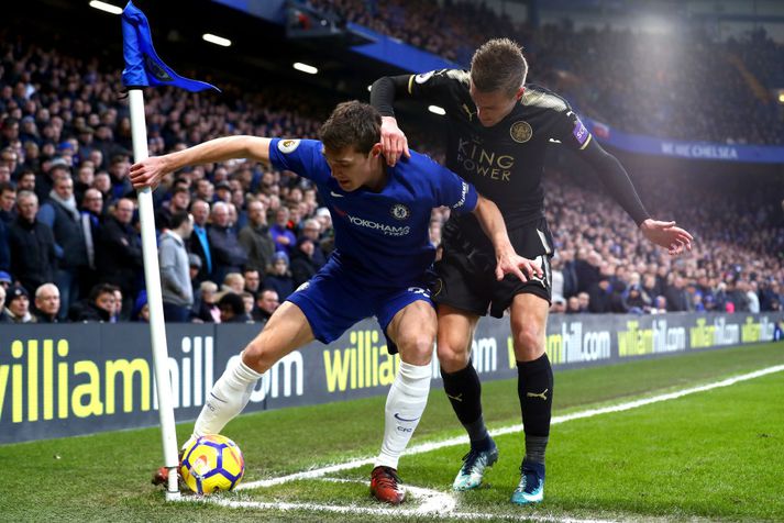 Andreas Christensen og Jamie Vardy í baráttunni í dag