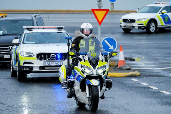 Húsráðandi veittist að lögreglu þegar hún kom á staðinn.