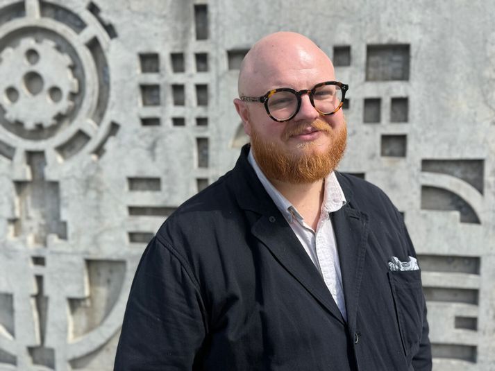 Pétur Geir Magnússon segir listaverkið og húsið bindast órjúfanlegum böndum. 