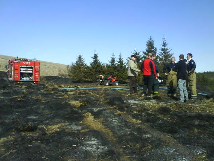Frá vettvangi við Hvaleyrarvatn í dag.