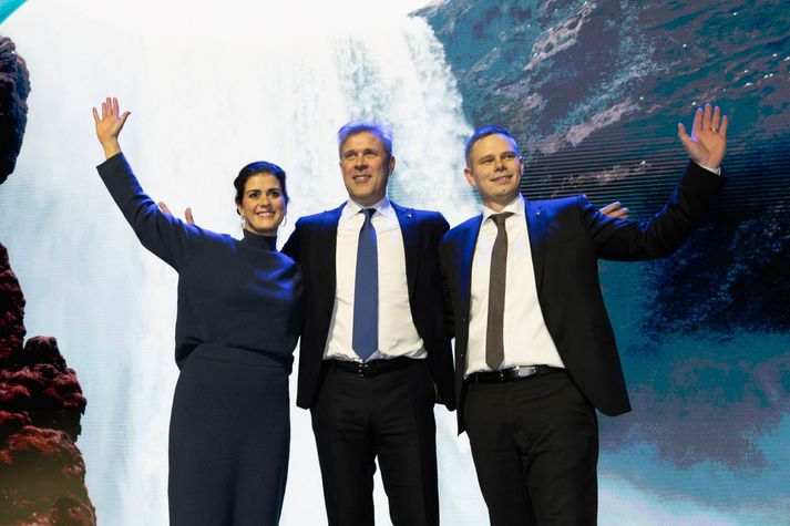 Ný forysta Sjálfstæðisflokksins leit björtum augum til framtíðar að loknu kjöri á landsfundi flokksins 2022. Flokkurinn hefur hins vegar aldrei mælst með minna fylgi en nú, rétt um tveimur mánuðum eftir að Bjarni Benediktsson tók við embætti forsætisráðherra.