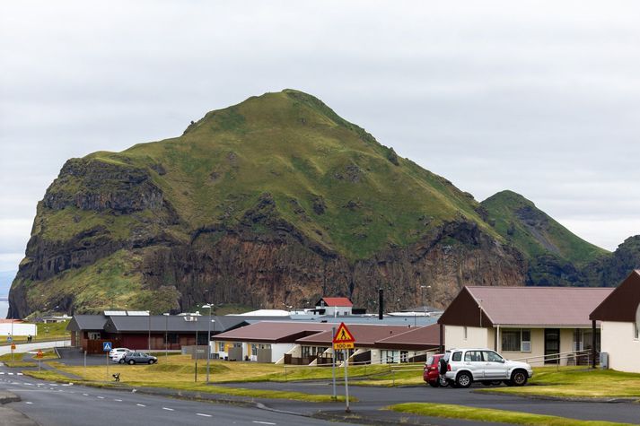 Hiti á landinu verður á bilinu tvö til sjö stig.