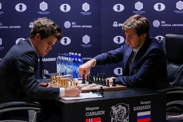 Magnus Carlsen og Sergey Karjakin.