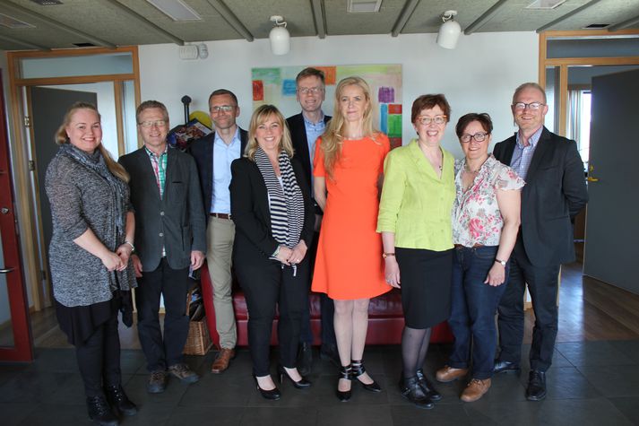 Á myndinni eru frá vinstri: Erna Reynisdóttir, framkvæmdastjóri, Þórarinn Eldjárn, Már Másson, Helga Sverrisdóttir, Ólafur Guðmundsson, Kolbrún Baldursdóttir, Guðrún Kristinsdóttir, María Sólbergsdóttir og Bjarni Karlsson. Á myndina vantar Gunnar Hrafn Jónsson og Sigríði Olgeirsdóttur.