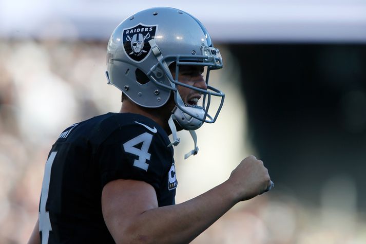 Þetta var góður dagur hjá Derek Carr.