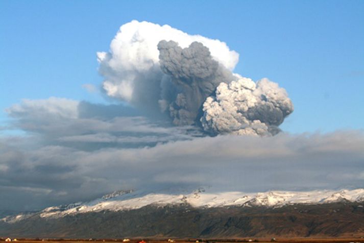 Eyjafjallajökull hlaut heimsfrægð fyrir fjórum árum vegna röskunar á flugi.