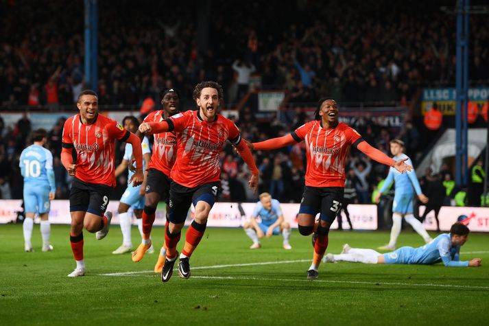 Luton Town er aðeins einum sigri frá sæti í deild þeirra bestu.