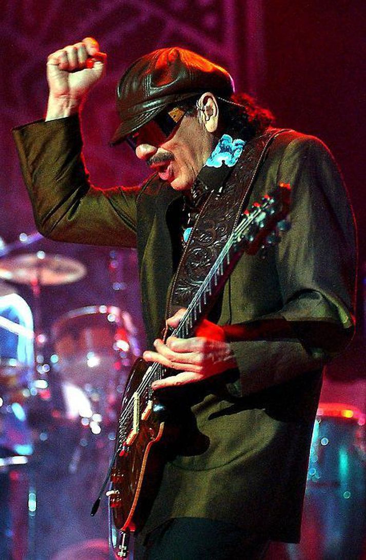 Gítarleikarinn Carlos Santana er einn af þeim sem fær viðurkenningu.
