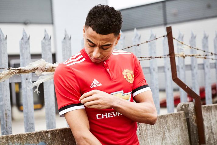 Jesse Lingard í nýja búningnum.