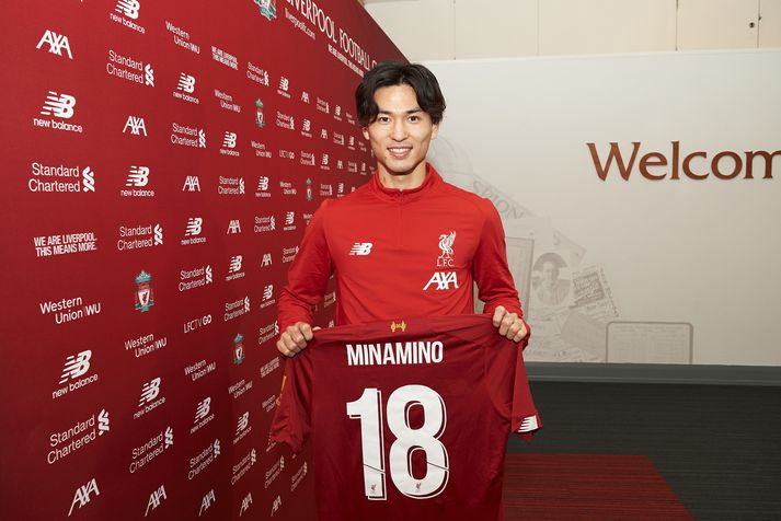 Takumi Minamino verður í treyju númer átján hjá Liverpool.