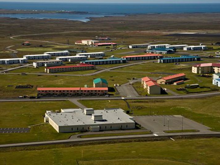 Frá gamla varnarsvæðinu.