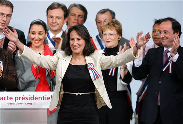 Segolene Royal á kosningafundi í París í dag.