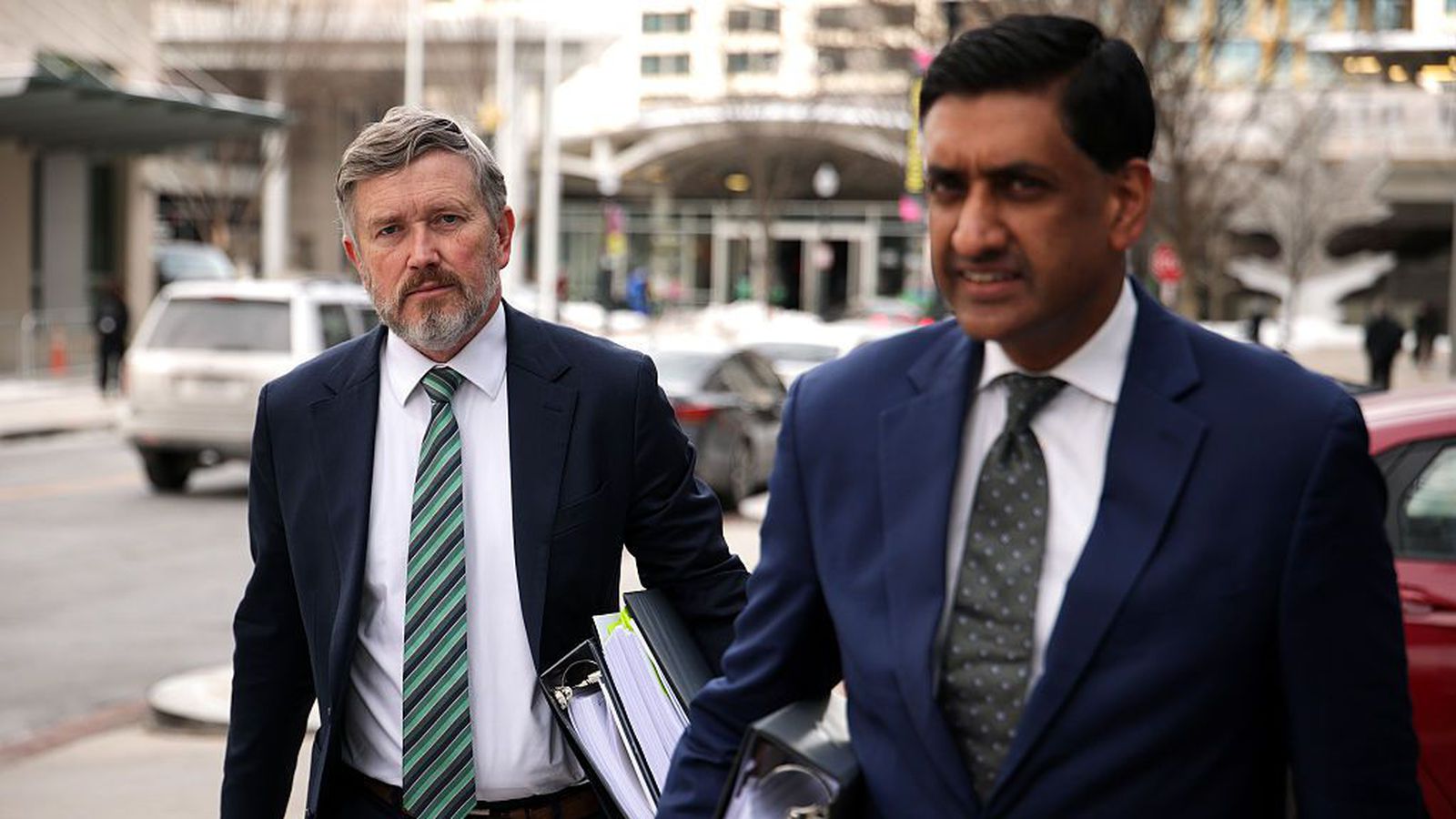 Fundu sex nöfn mögu­legra sam­verka­manna Epstein á tveimur tímum