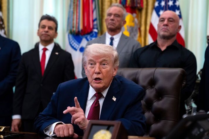 Donald Trump er  mikið fyrir að tjá sig með færslum á samfélagsmiðlinum Truth Social.