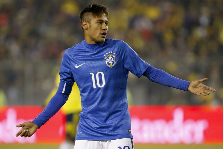 Neymar missti stig og missti af restinni af leikjum Brasilíu.