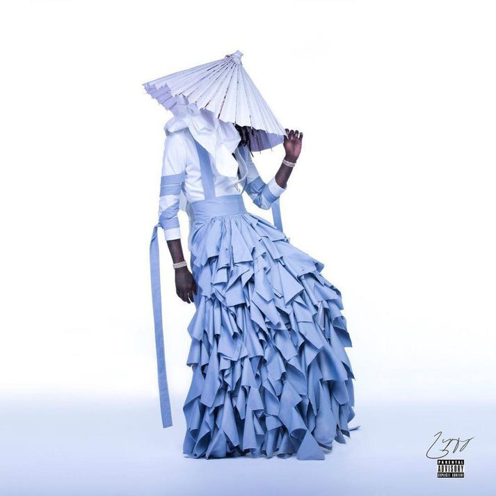 Young Thug klæddist þessum líka fína kjól framan á mixteipinu No, My Name Is Jeffery.