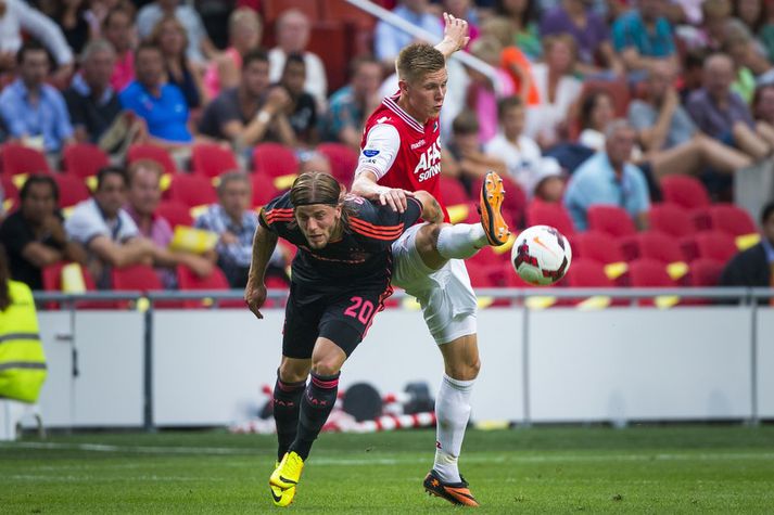 Aron Jóhannsson í leik með AZ Alkmaar.