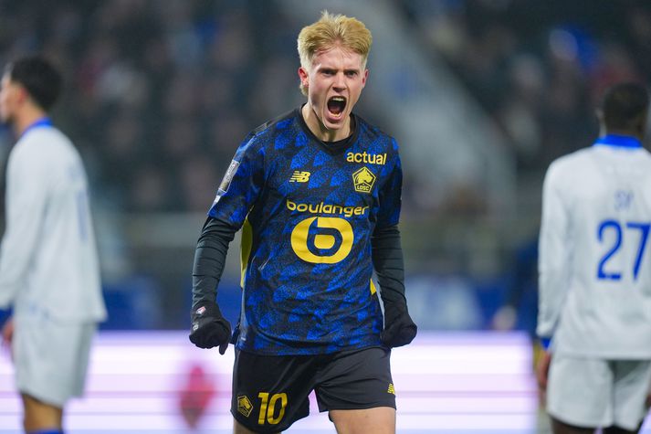Hákon Arnar Haraldsson fagnar hér langþráðu marki sínu fyrir Lille í kvöld.