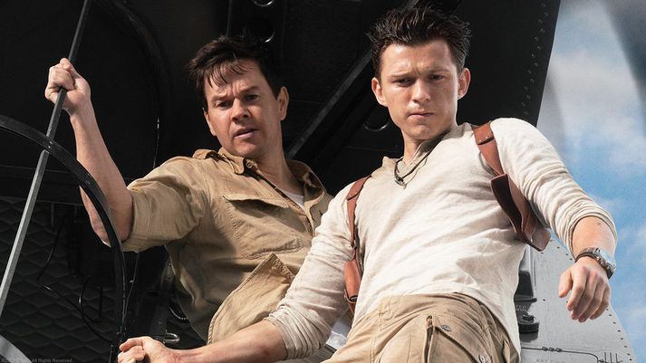 Mark Wahlberg (Sully) og Tom Holland (Nathan Drake).