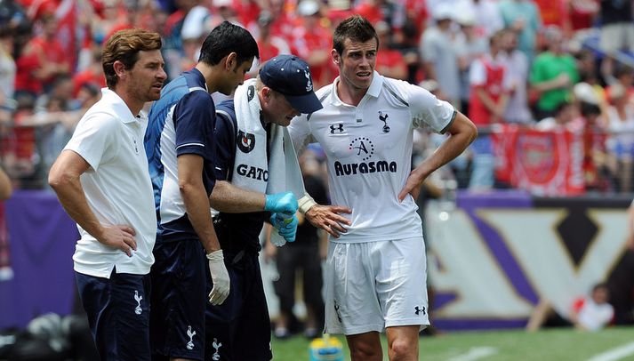 Gareth Bale fann vel fyrir tæklingunni.