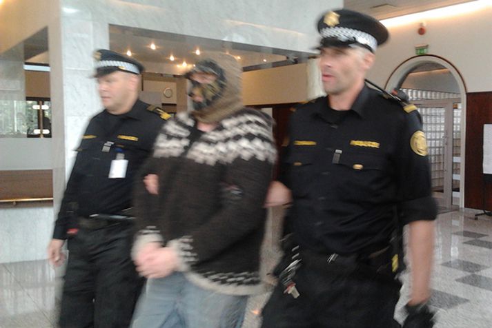 Gríðarleg gæsla var í Héraðsdómi Reykjavíkur í dag.