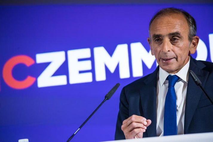 Forsetaframbjóðandinn Eric Zemmour er umdeildur í heimalandinu.