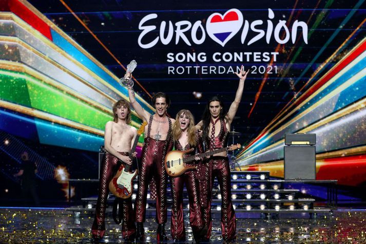 Thomas Raggi, Damiano David, Victoria De Angelis og Ethan Torchio í hljómsveitinni Måneskin frá Ítalíu stóðu uppi sem sigurvegarar Eurovision á síðasta ári.