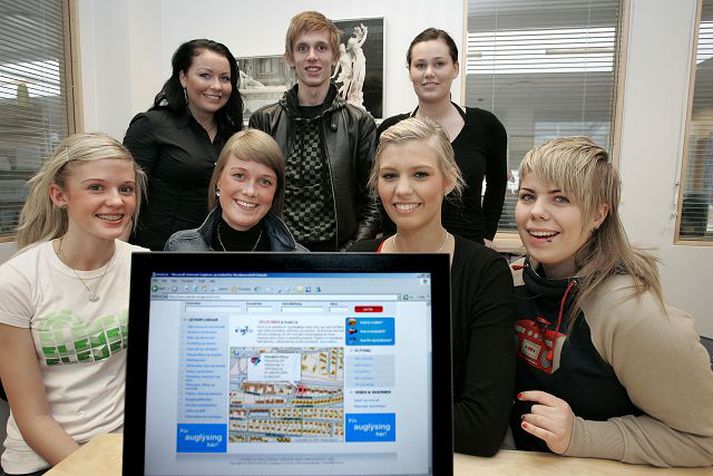 Frumkvöðlar í Versló Sif Sigþórsdóttir, Jónatan Arnar Örlygsson, Nanna Sjöfn Möller, Herdís Helga Arnalds, Írunn Viðarsdóttir, Dóra Sif Ingadóttir og Hildur Mist Friðjónsdóttir.