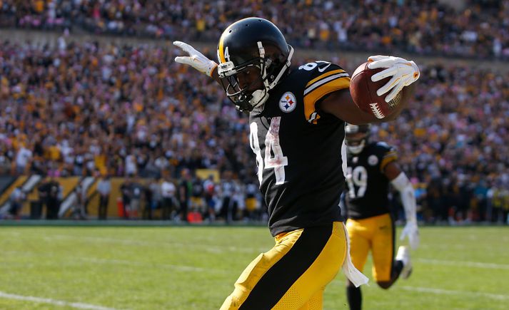 Antonio Brown skoraði tvö snertimörk fyrir Steelers