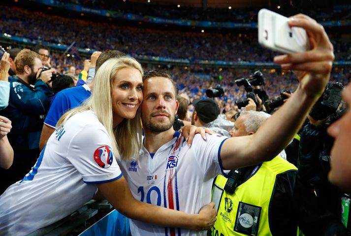 Alexandra og Gylfi á EM í Frakklandi 2016.