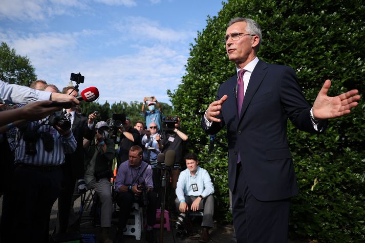 Jens Stoltenberg er á leiðtogafundi Atlantshafsbandalagsins í Brussel, þar sem forsætis- og utanríkisráðherrar Íslands eru einnig staddir.