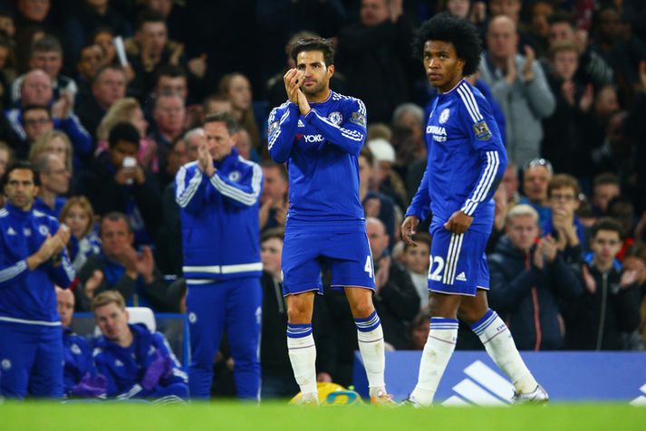 Fabregas klappaði fyrir áhorfendum eftir 3-1 sigurinn á Sunderland um helgina þrátt fyrir baulið fyrir leik.